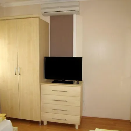 Szegfu Apartman